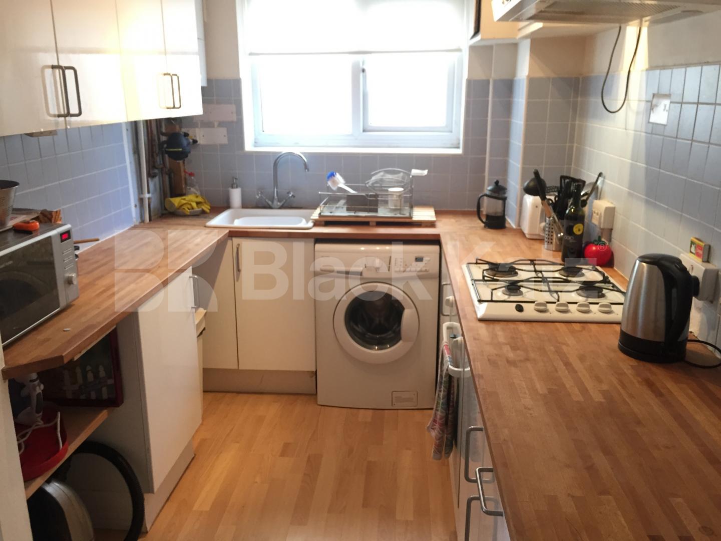 			NEW INSTRUCTION, 2 Bedroom, 1 bath, 1 reception Apartment			 Vincent Court  New Park Road, Brixton
